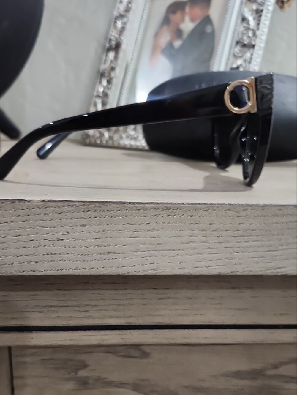 Salvatore Ferragamo Black Cat-Eye Sunglasses - Picture 5 of 8